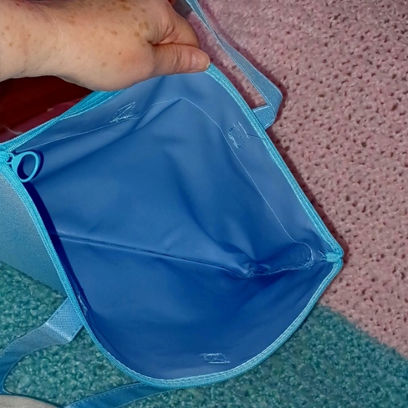 Canvas Cinnamaroll Tote with a Cute Zipper Pull - Picture 5 of 6